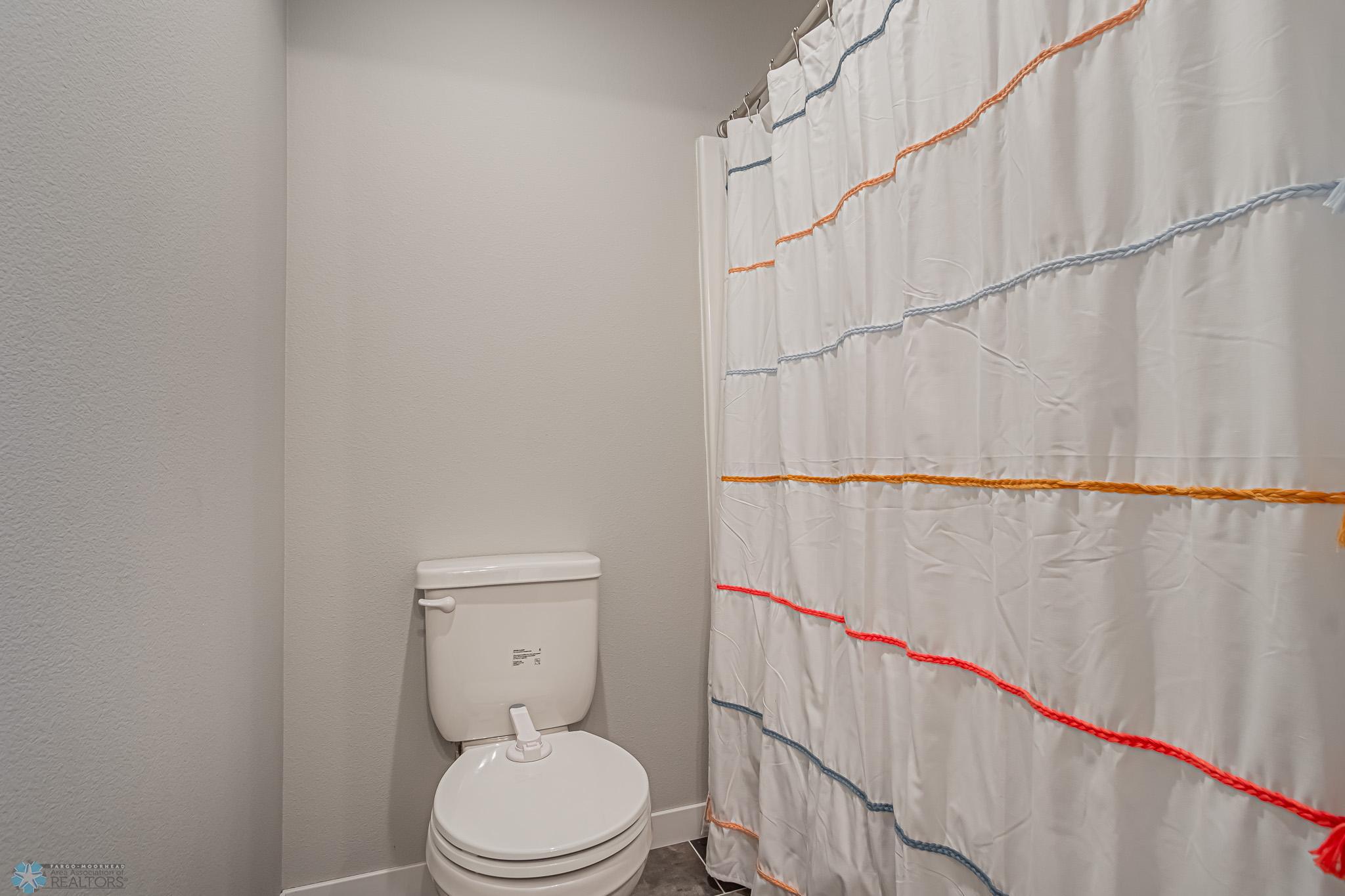 22534 66TH Avenue S, Fargo, ND-41.jpg