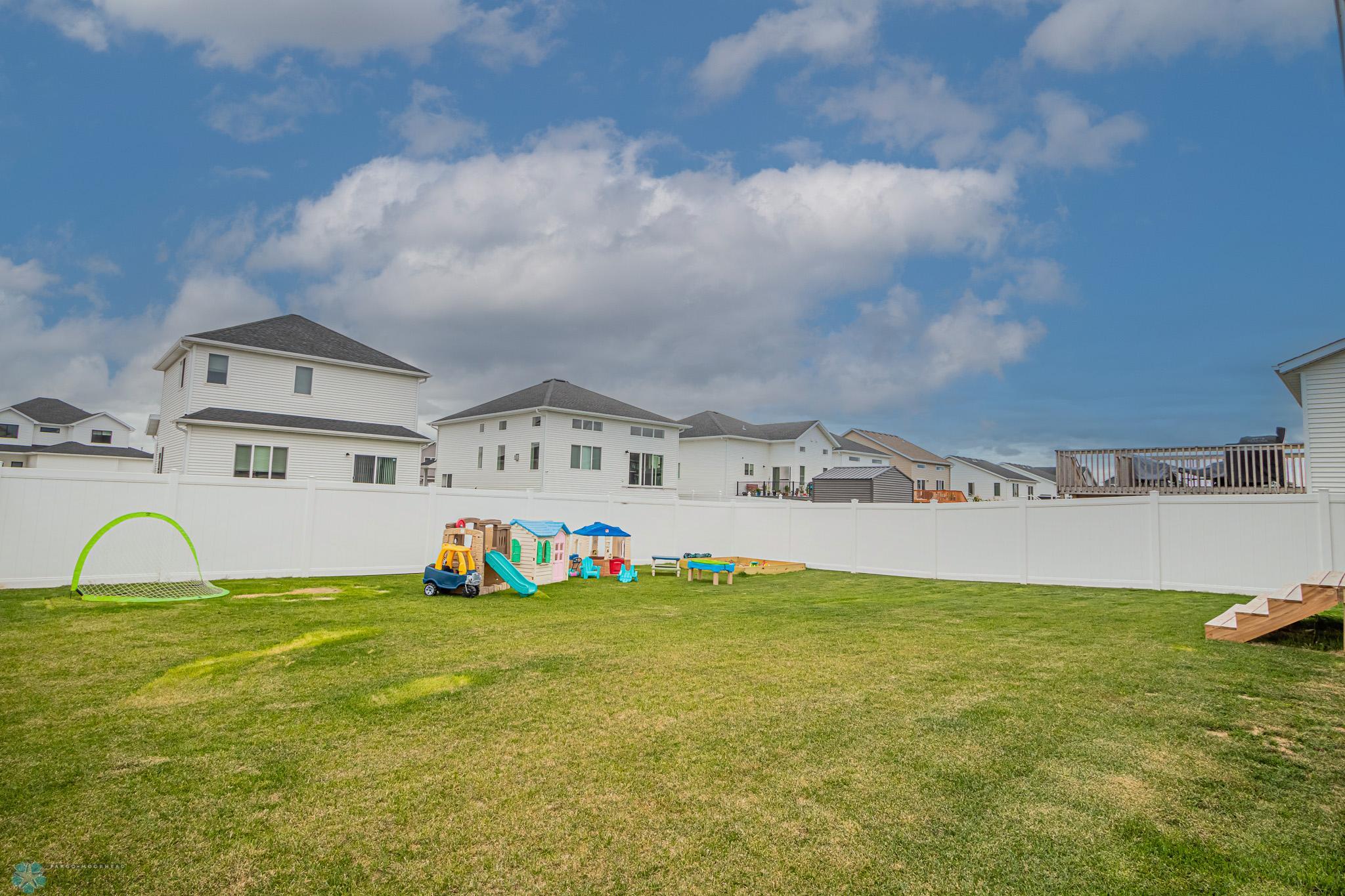 22534 66TH Avenue S, Fargo, ND-04.jpg