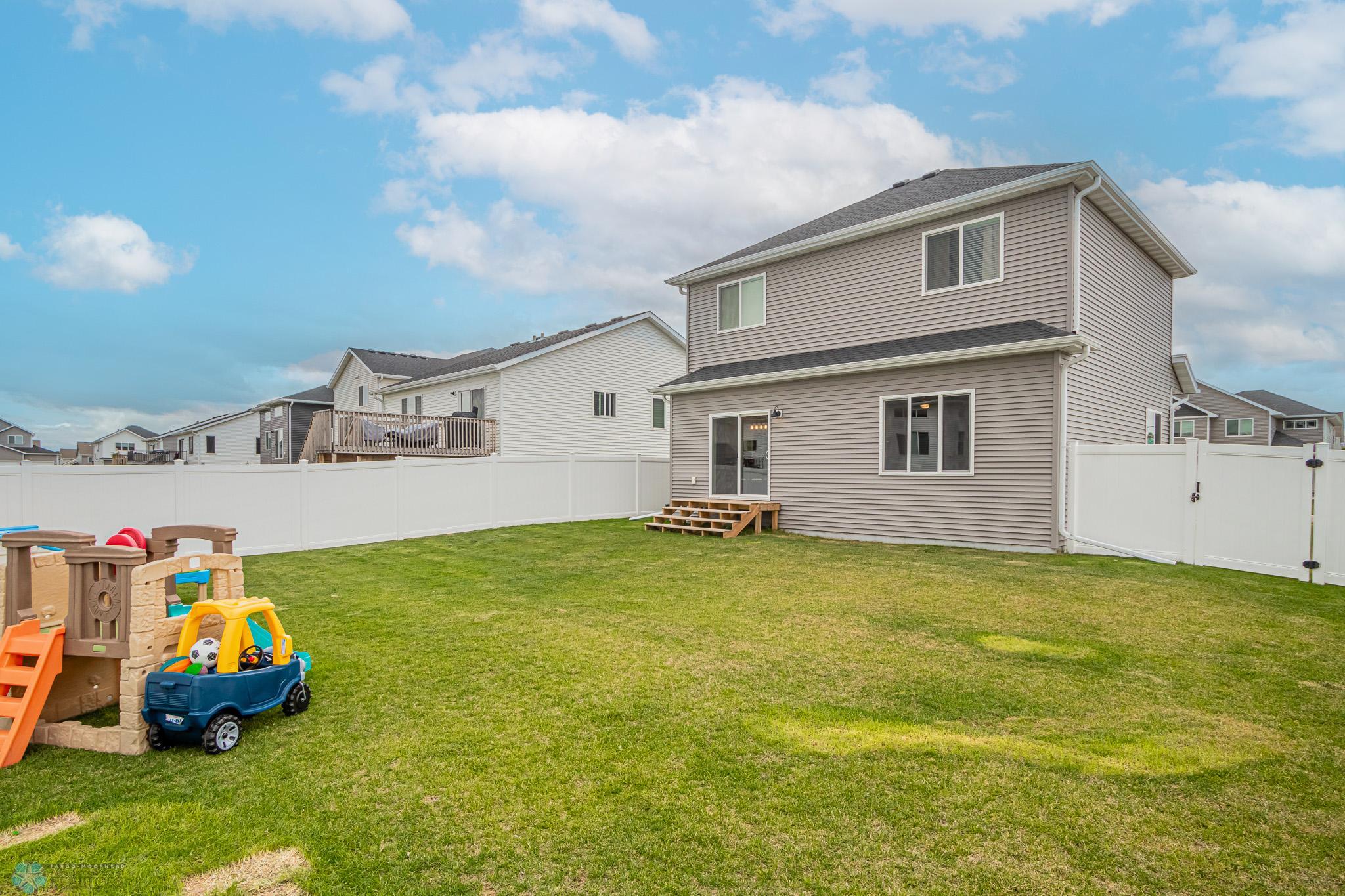 22534 66TH Avenue S, Fargo, ND-05.jpg
