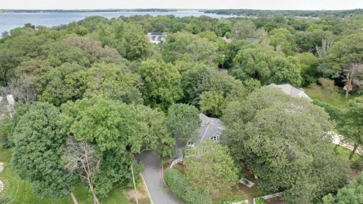 20500 Linwood Road, Excelsior, MN 55331