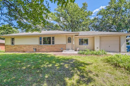 1992 Adolphus Street, Saint Paul, MN 55117
