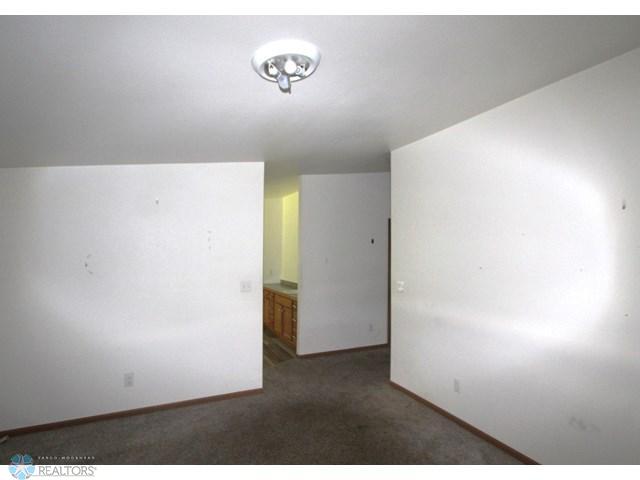 1 F BED 1 VIEWS (1).jpg