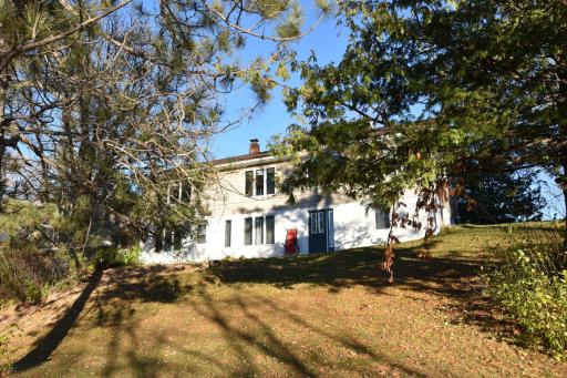 205 2nd Avenue SE, Baudette, MN 56623