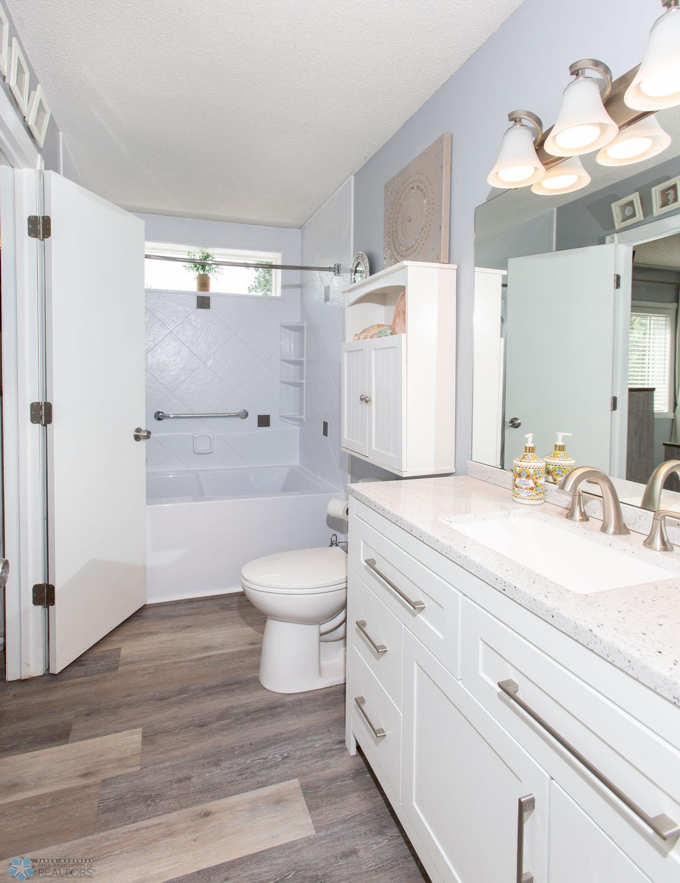 Hollywood Bathroom