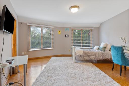 1165 Wyndmere Road, Wayzata, MN 55391