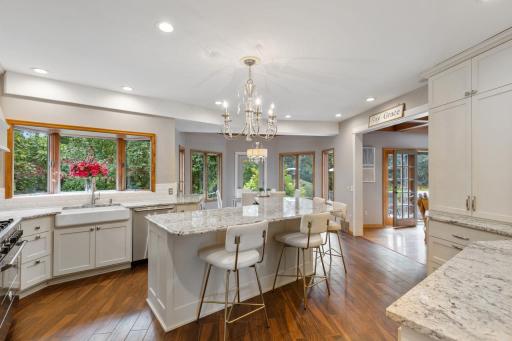 1165 Wyndmere Road, Wayzata, MN 55391