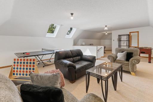 1165 Wyndmere Road, Wayzata, MN 55391