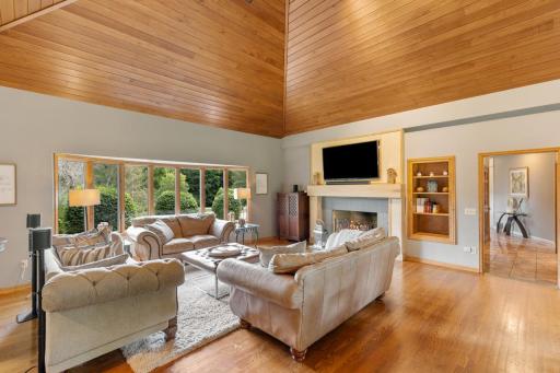 1165 Wyndmere Road, Wayzata, MN 55391