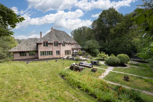 1165 Wyndmere Road, Wayzata, MN 55391
