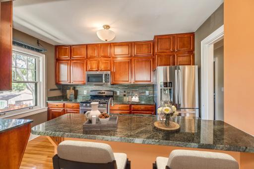 No Common walls and on the top floor!! Beautiful kitchen with new dishwasher and microwave!! You will love this one level condo!!! Home has been pre-inspected for you!! Virtually Staged
