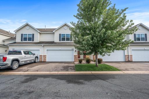 1567 Yorkshire Lane, Shakopee, MN 55379