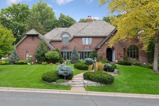 5021 Interlachen Bluff, Minneapolis, MN 55436