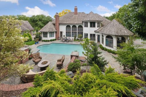 5021 Interlachen Bluff, Minneapolis, MN 55436