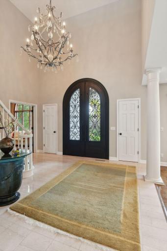 5021 Interlachen Bluff, Minneapolis, MN 55436