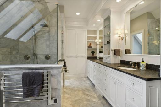 5021 Interlachen Bluff, Minneapolis, MN 55436