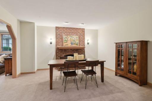 5021 Interlachen Bluff, Minneapolis, MN 55436