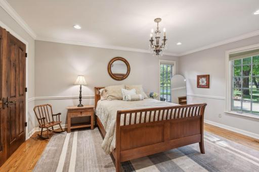 1382 Hunter Drive, Wayzata, MN 55391