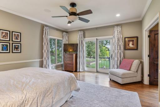 1382 Hunter Drive, Wayzata, MN 55391