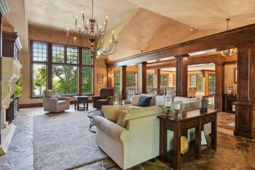 1382 Hunter Drive, Wayzata, MN 55391