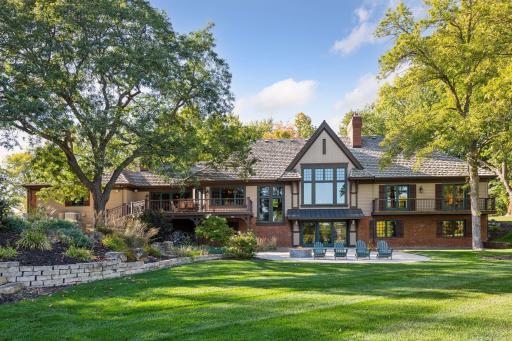 1382 Hunter Drive, Wayzata, MN 55391