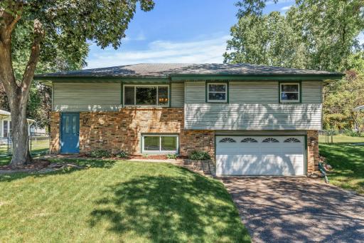 7724 45th Avenue N, New Hope, MN 55428