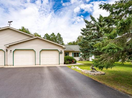 1608 SE 3rd Avenue, Grand Rapids, MN 55744