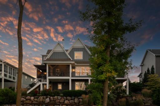 2468 Woods Drive, Victoria, MN 55386