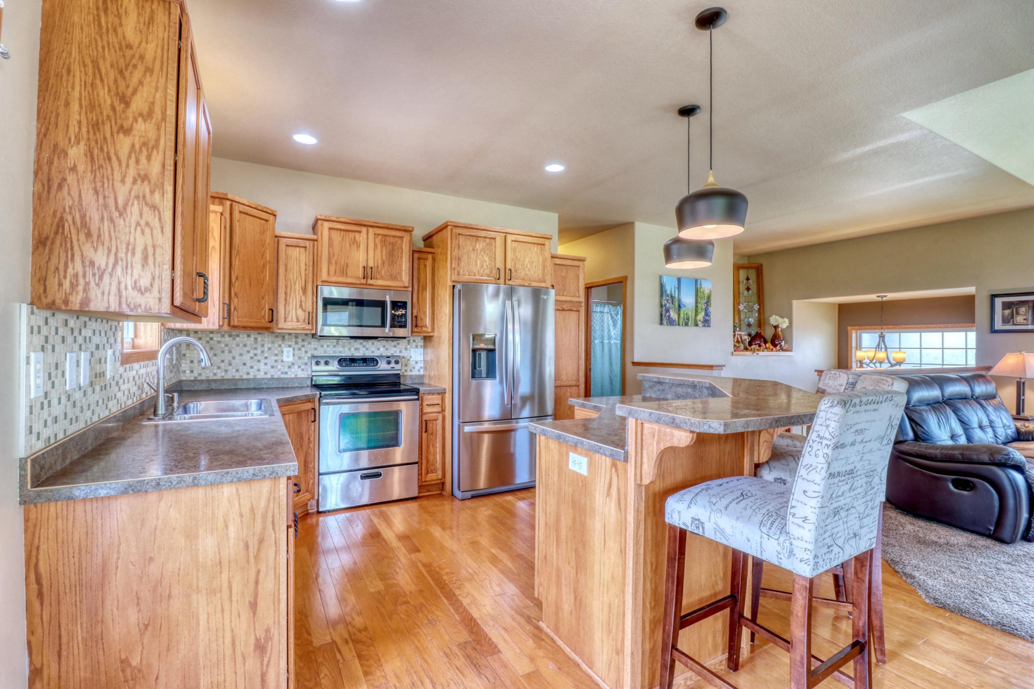 Kitchen1_2.jpg