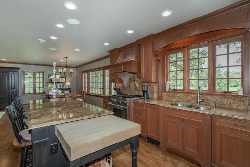 1707 28th Street NE, Austin, MN 55912