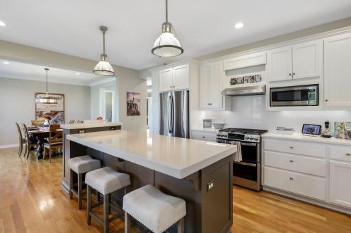 16-web-or-mls-15358 Breezy Point Road Se, Prior Lake-1021.jpg