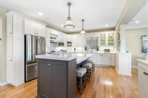54-web-or-mls-15358 Breezy Point Road Se, Prior Lake-1013.jpg