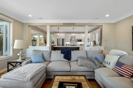 108-web-or-mls-15358 Breezy Point Road Se, Prior Lake-1034.jpg
