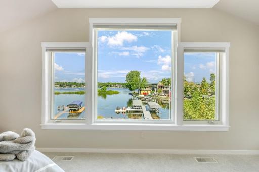 72-web-or-mls-15358 Breezy Point Road Se, Prior Lake-1047.jpg