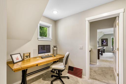 15-web-or-mls-15358 Breezy Point Road Se, Prior Lake-1056.jpg