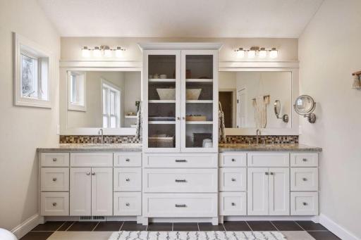 Large Primary Bath with dual sinks, heated floors
