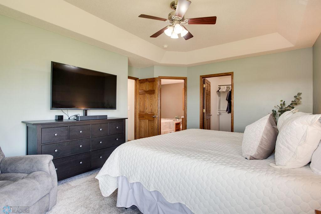 Primary suite
