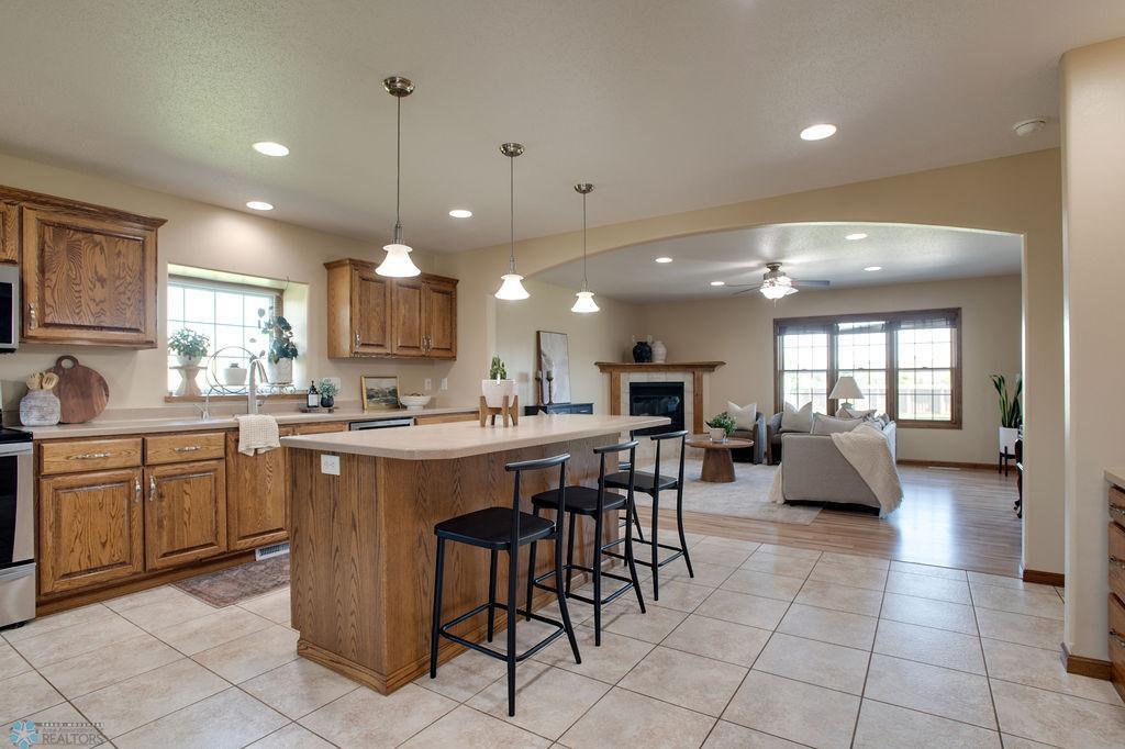 3737_NORMAN_CT-11.jpg