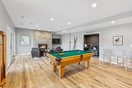 550 Hillside Drive, Wayzata, MN 55391
