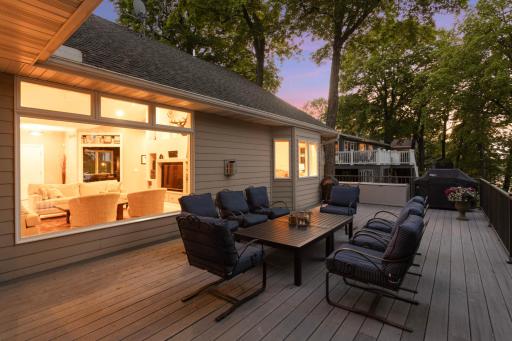 8270 Irvine Avenue NW, Annandale, MN 55302