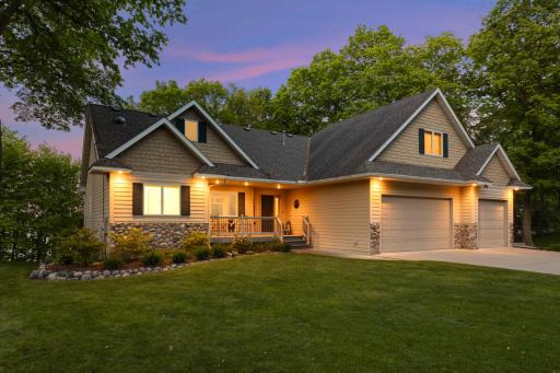 8270 Irvine Avenue NW, Annandale, MN 55302