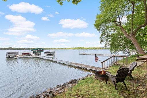 8270 Irvine Avenue NW, Annandale, MN 55302