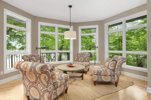 8270 Irvine Avenue NW, Annandale, MN 55302