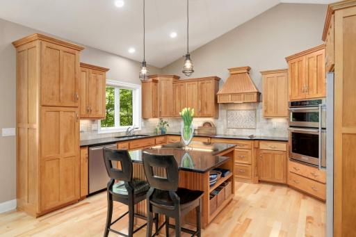 8270 Irvine Avenue NW, Annandale, MN 55302