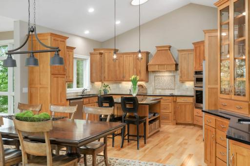 8270 Irvine Avenue NW, Annandale, MN 55302
