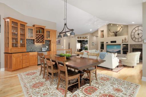 8270 Irvine Avenue NW, Annandale, MN 55302