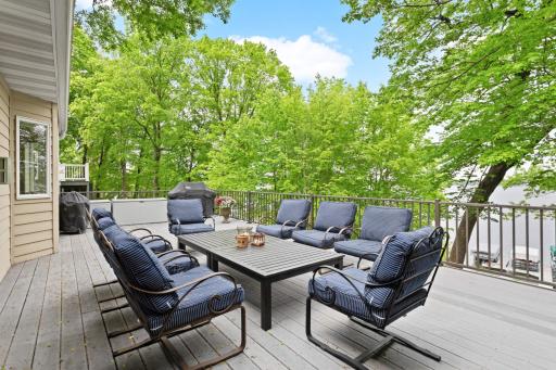 8270 Irvine Avenue NW, Annandale, MN 55302