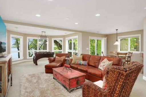 8270 Irvine Avenue NW, Annandale, MN 55302