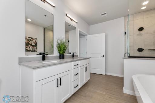 4470 24th Avenue S, 306, Fargo, ND 58104