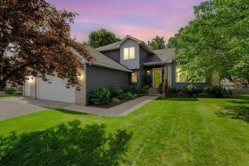 880 140th Lane NW, Andover, MN 55304