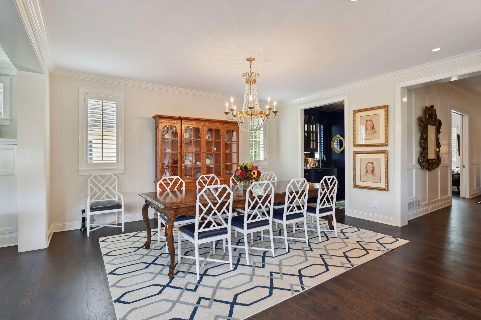 Formal dining room